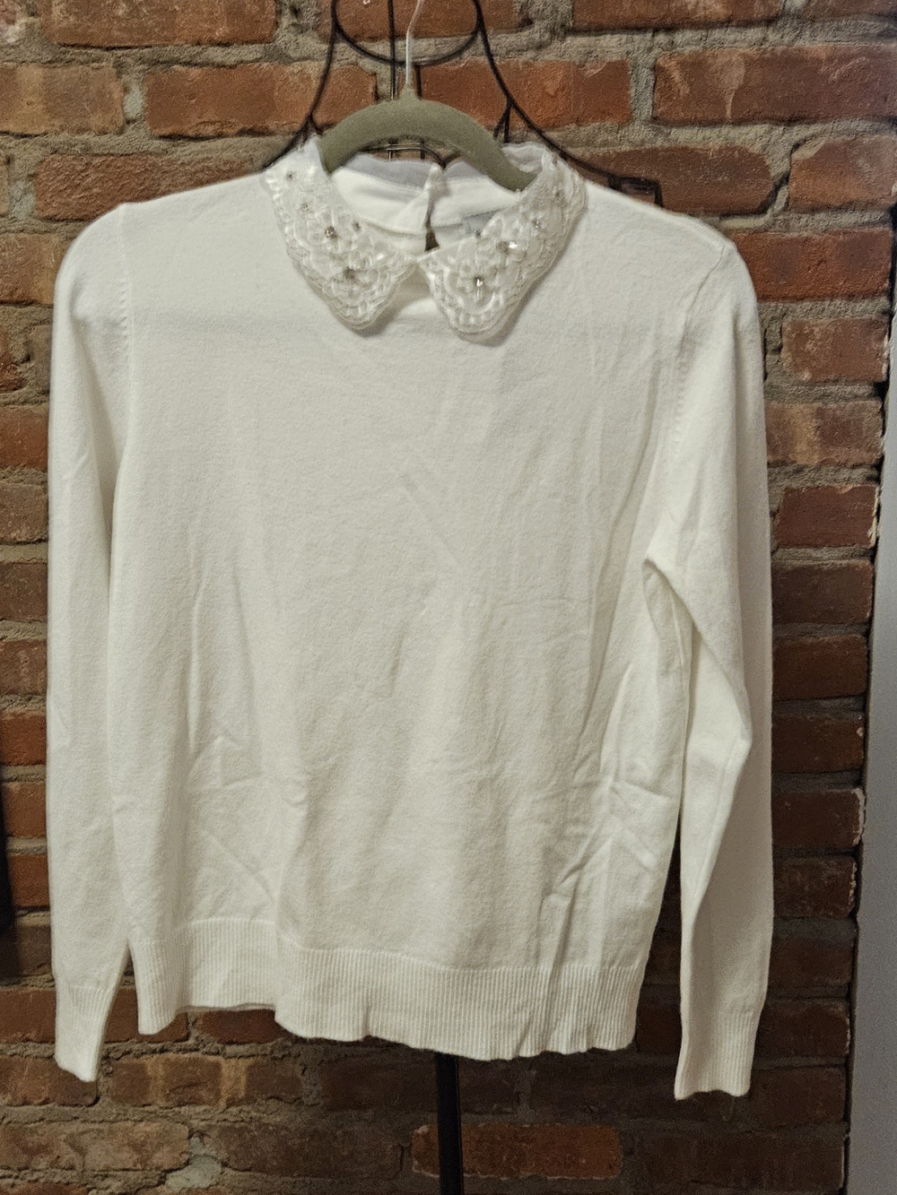Embellished Lace Sparkly Collar Crewneck Sweater in Ivory